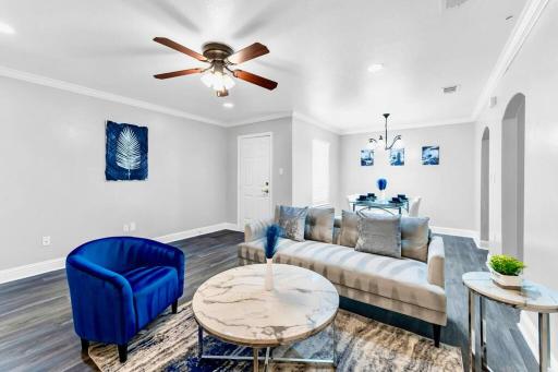 Walk To AT&T Stadium! Family-Friendly 2 Bdrm - Housity