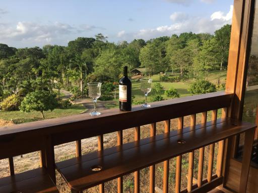 Cottage on a beautiful 200 acre cocoa estate - Housity