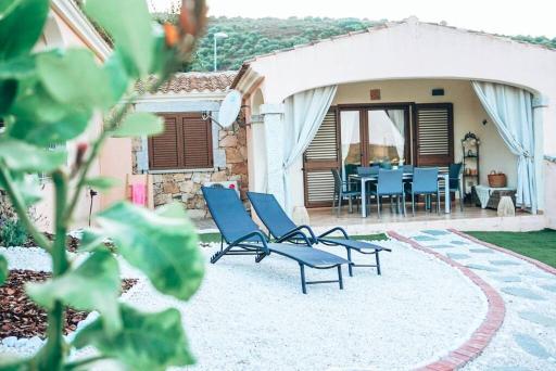 Reihenhaus mit traumhaftem Meerblick und Garten - Housity