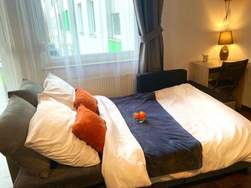 Modern Calm Studio, Wroclaw - Housity