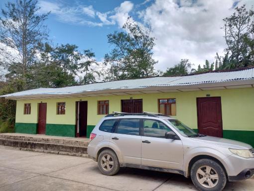 Yumbilla falls. Aventura en el bosque, Cuispes. Mystic travel & home - Housity
