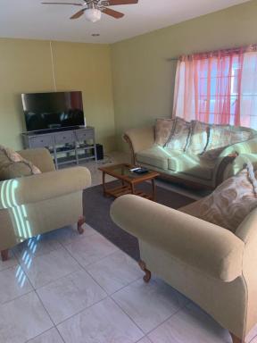 Kero's Villa Rentals - Housity