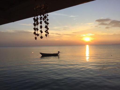 Baanainthael baan nai talay - Housity