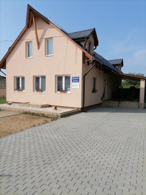 Jázmin Vendégház - Housity