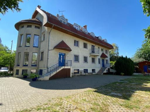 Hermina apartmanház - Housity