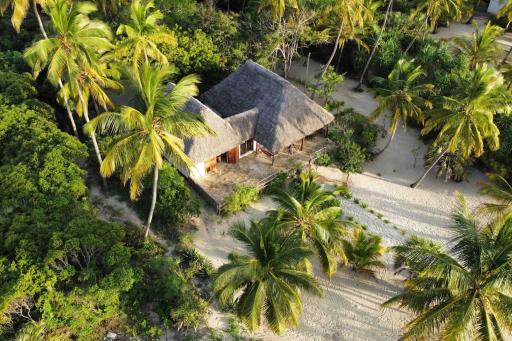 Baobab Beach Villa, Ushongo Beach, Pangani - Housity