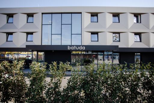 Hotel Batuda - Housity