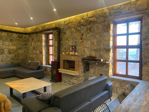 Lovely Stonehouse with Pool and Backyard in Izmir - Housity