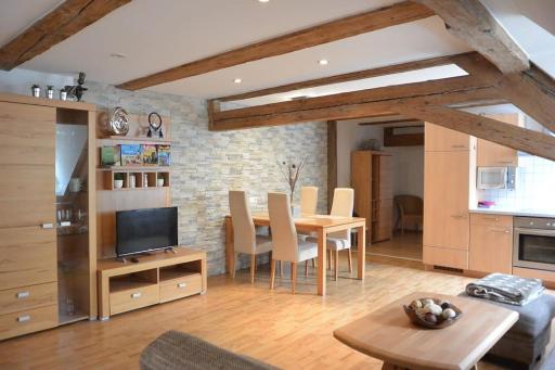 Apartment S10 in Bester Lage stilvoll im Zentrum von Bayreuth mit Klimaanlage und Parkplatz - Housity