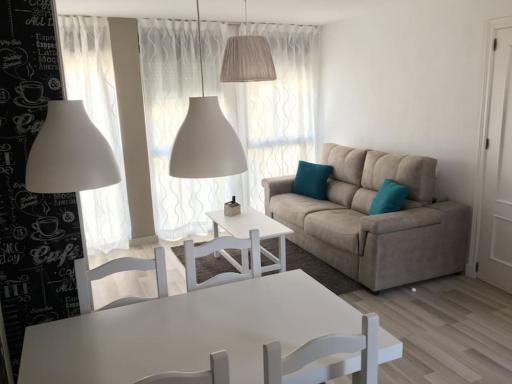 SANTA PAULA CENTRO JUNTO CATEDRAL center - Housity