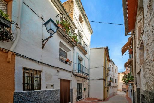 7 Pisos Casa Rural de Pueblo - Housity