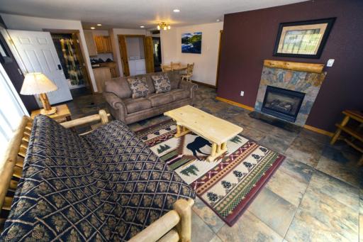 Rocky Mountain Retreat 1A by Rocky Mountain Resorts - Housity