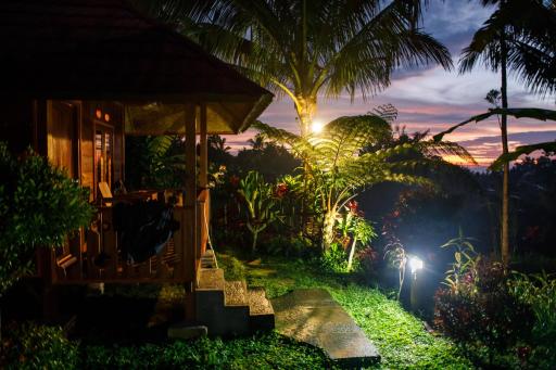 Wina Wani Bungalows Tetebatu - Housity
