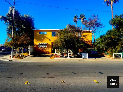 The Yellow Penthouse - Housity