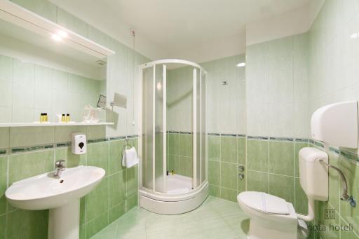 Hotel Sahat - Housity