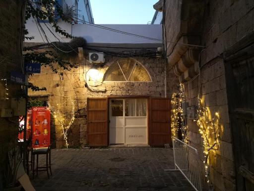 1 bedroom studio double bed batroun old souk - Housity