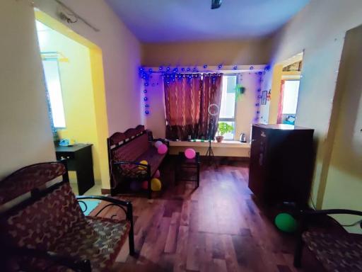 Elegant Inn - Housity