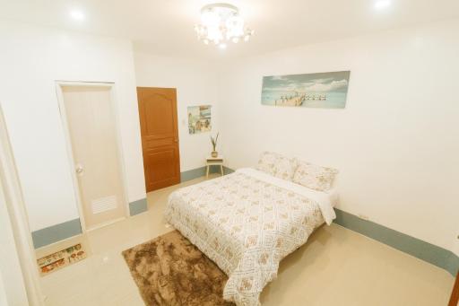 Marina Breeze Resort - Housity