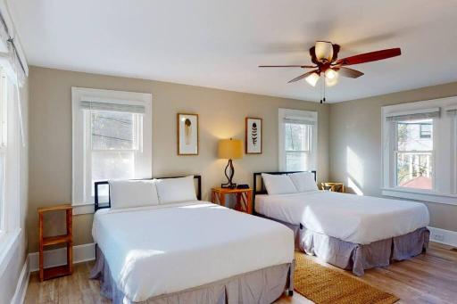 Carolina Place Retreat - Housity