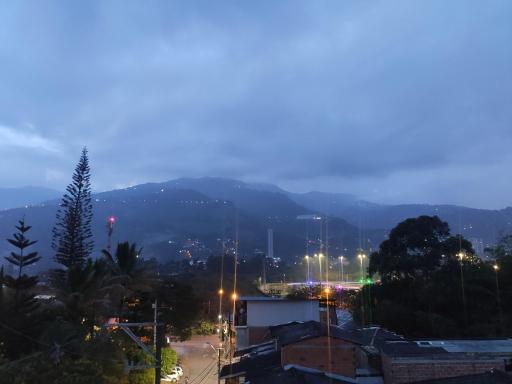 Hermoso apto con excelente vista - Housity