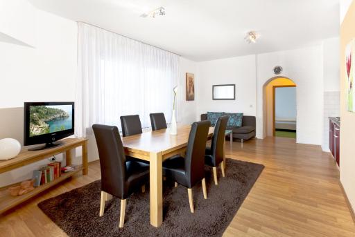 Hotel Alter Giebel - Housity