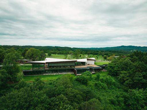 SNOW PEAK FIELD SUITE SPA HEADQUARTERS - Housity