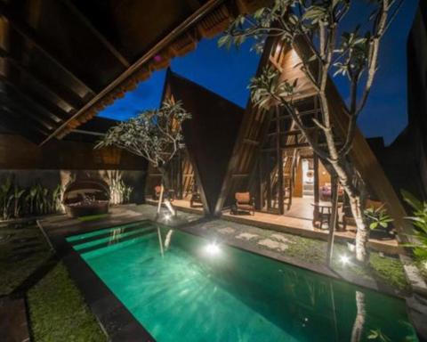 Rumah Kayu Tatiya Villa - Housity