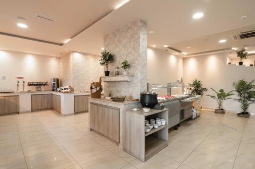 Karras Hotel - Housity