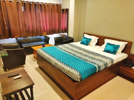 Hotel Dhruva - Housity