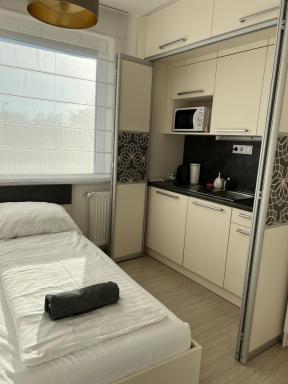 Hatvan Central Apartment - Housity