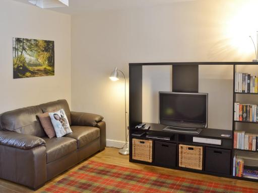 Peel Post Office Apartment - Housity