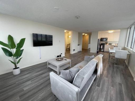 Ocean View Loft - Housity