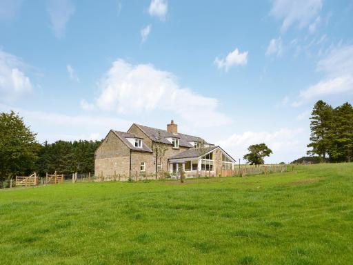Hazelnut Cottage - Housity
