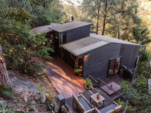Tranquil Treehouse Retreat - Housity