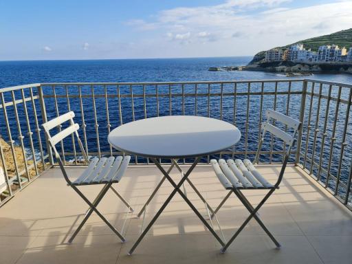 Sea Breeze - Housity