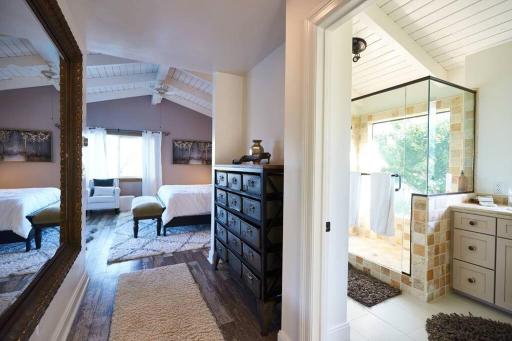 Paradise Acres In the Heart of Wine Country - Housity