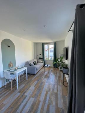 Charmant studio tout équipé aux portes de Paris - Housity