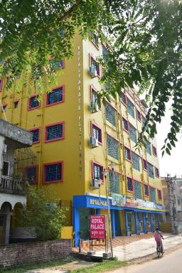 Royal Palace - Housity