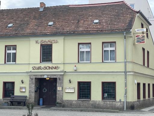Hotel zur Sonne - Housity