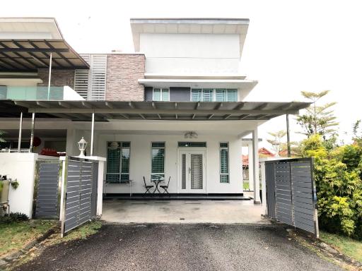 Coffee Aroma Homestay at Teratak Noura 5BR Corner - Housity