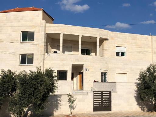 Studio Apartment fully furnished super deloux - Housity