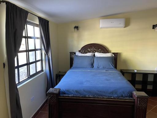 Casa arroyo at Bajazul just steps of waterfront and downtown - Housity