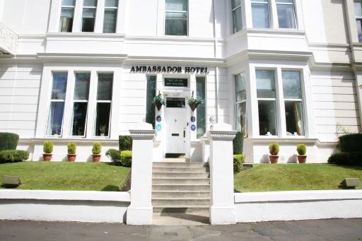 Ambassador Hotel - Housity