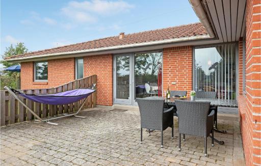 Gorgeous Home In Løgumkloster With Wifi - Housity