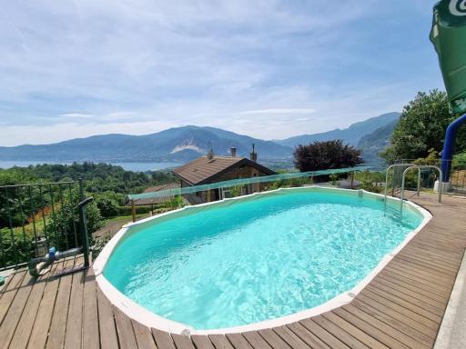 Lovely home with pool and views! - Casa Betulle - Housity