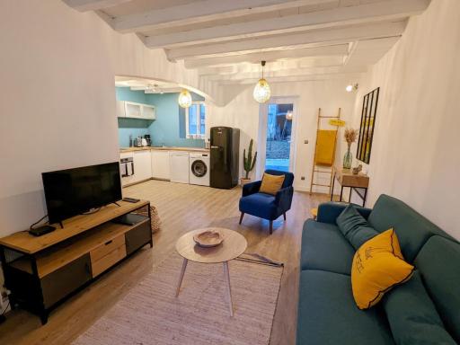 Gîte Saint-Brice, 4 pièces, 6 personnes - FR-1-653-95 - Housity