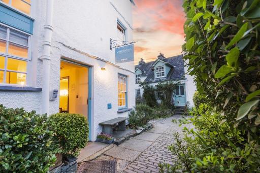 Waterwheel Guesthouse - Housity