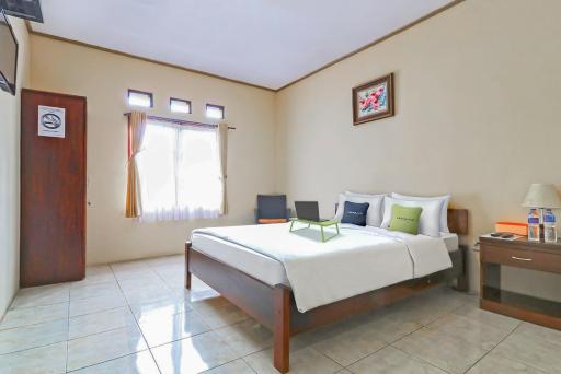 Urbanview Hotel Syariah Graha Atmadja Lembang by RedDoorz - Housity
