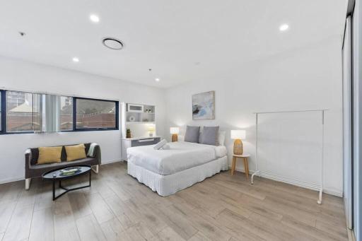 Lovely Studio in Burwood MHS - Housity