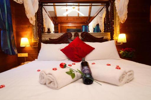 Neve Bar Boutique Hotel - Housity